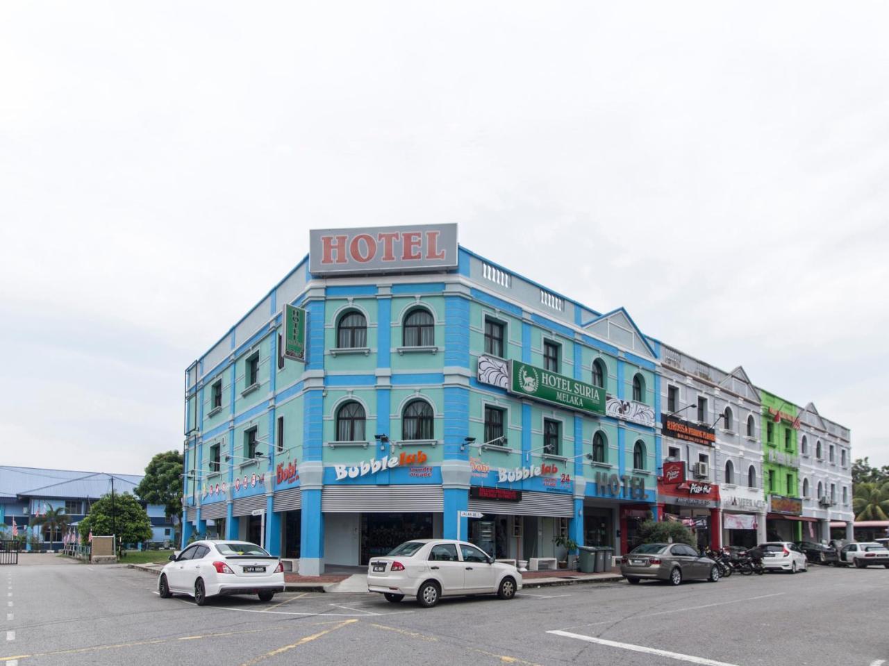 Suria Malaqa Hotel 2*
