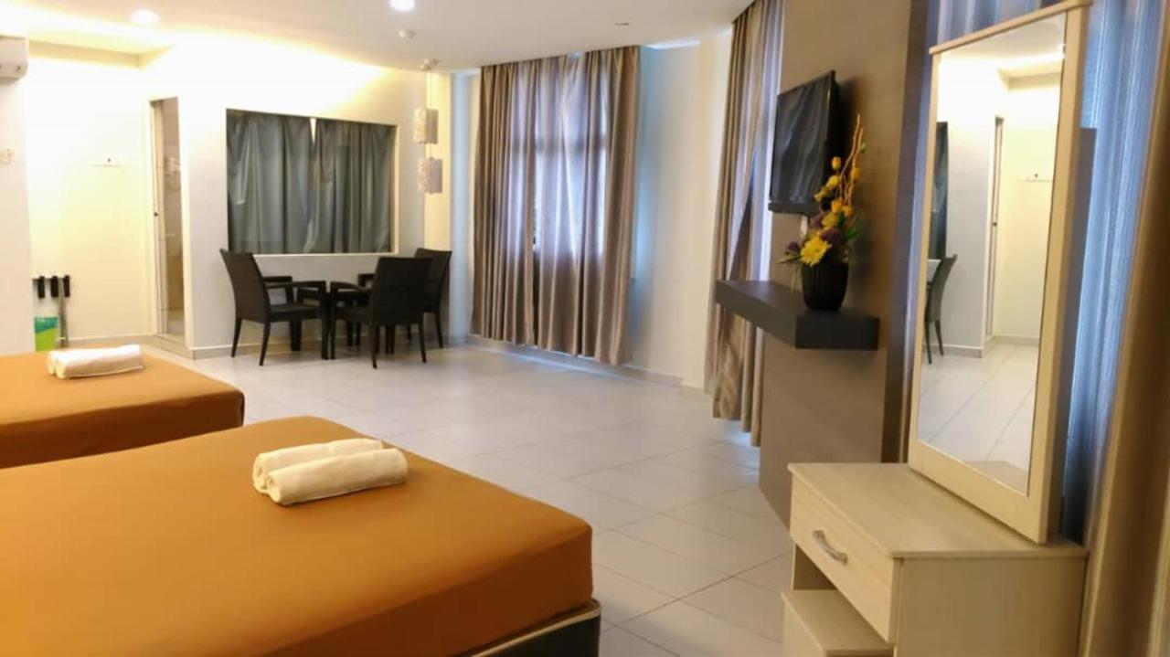 Suria Malaqa 2*